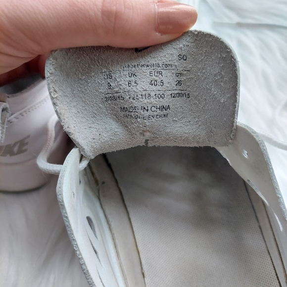 Nike Air Max Thea Joli 725118-100 Women's White Sneaker Shoes Size US 9 - Picture 6 of 10